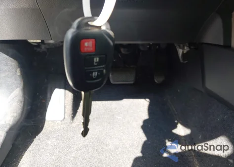 2015 Toyota Rav4 Le z USA, uszkodzony, nr VIN JTMBFREV4FD175093